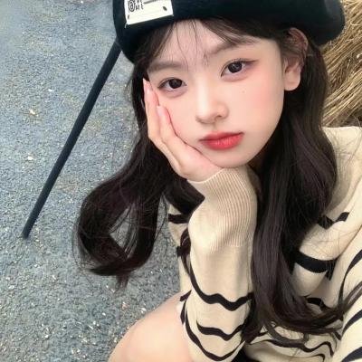 金发奇女
